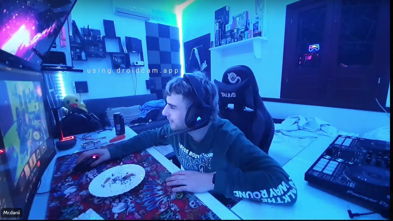 Captura de pantalla 2025-11-10 044631.png